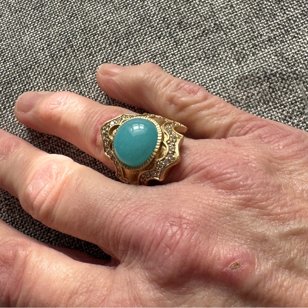 Ralph Lauren Matte Gold-Plated Clear Rhinestone Blue Cabochon Size 6.75/7 Ring - Picture 5 of 7